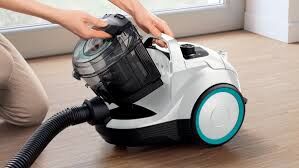 Aspirador sin bolsa Bosch BGC21HYG1 ProHygienic Blanco